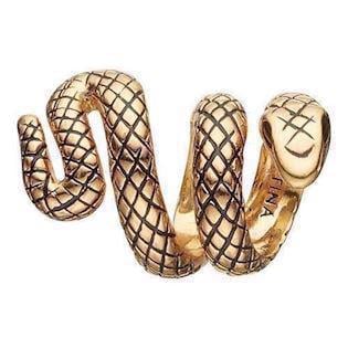 Christina Eternity Snake forgyldt sølv slange charm med sort onyx, model 630-G72 købes hos Guldsmykket.dk her